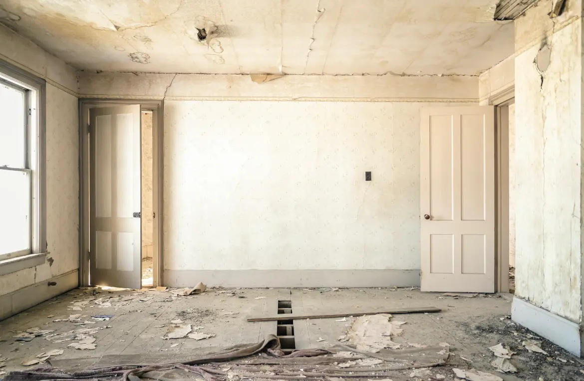 Waste disposal crew managing a cleanout project in Karnes City